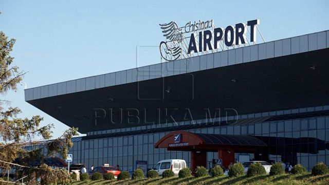 Санду – о возвращении Кишиневского аэропорта