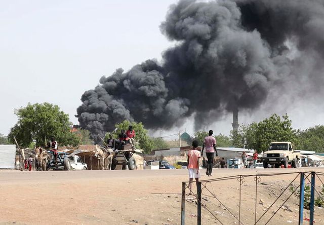 Violata la tregua in Sudan, scontri e attacchi aerei