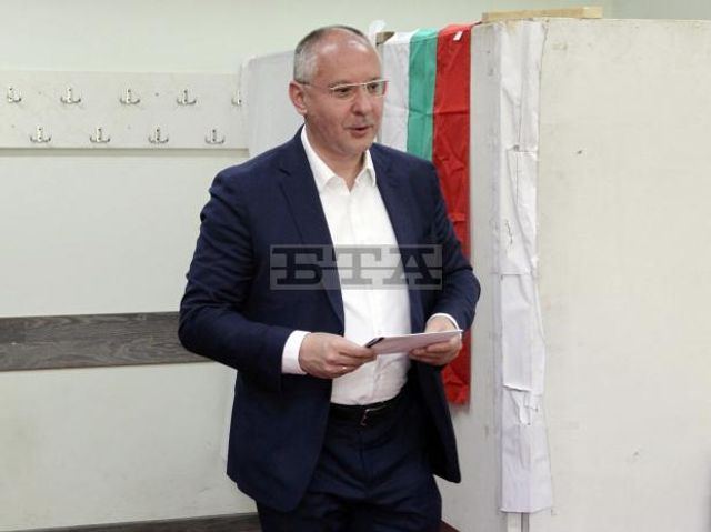 Сергей Станишев призова избирателите на БСП да не се отчайват
