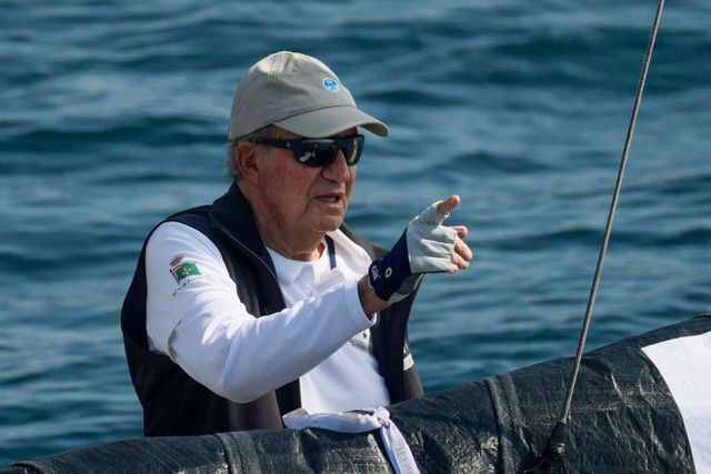 Juan Carlos: “La democracia no cayó del cielo”