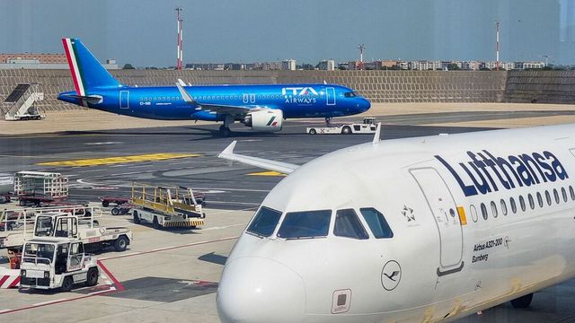 Sospesi tutti i voli aerei negli aeroporti del nordovest per un guasto