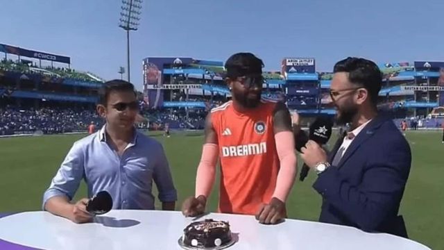Watch: Hardik Pandya's special birthday celebration