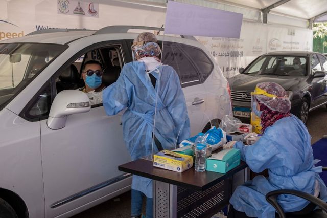 Egypt arrests doctors, silences critics over virus outbreak