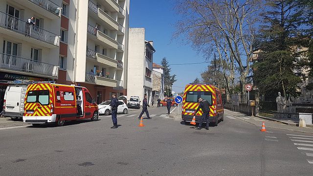 Двама убити и 7 ранени при нападение с нож във Франция