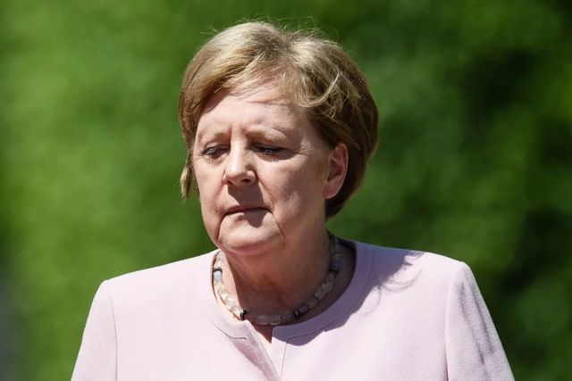 Angela Merkel, despre starea ei de sănătate după ce a filmată tremurând