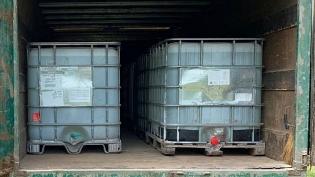 Alcool în valoare de un milion de lei, care urma să ajungă ilegal în Ucraina, confiscat la vamă