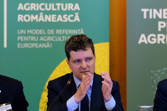 Nicușor Dan promulgă legea care interzice vânzarea articolelor pirotehnice către minori