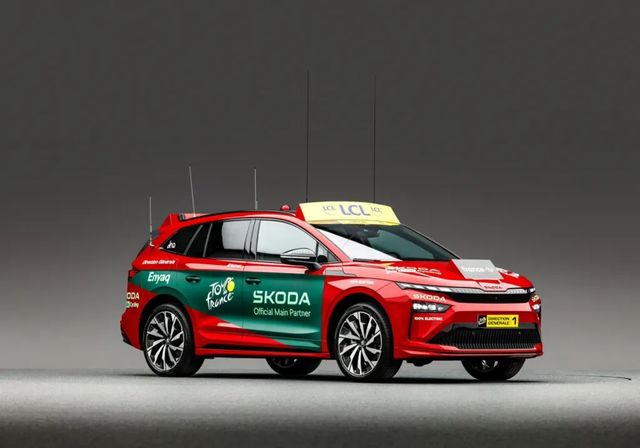 Así son los coches eléctricos y enchufables del Tour de Francia