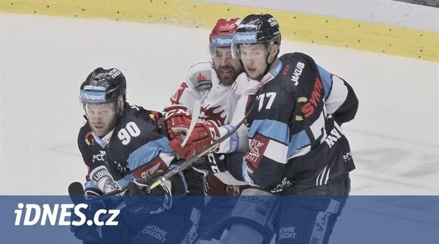 ONLINE: Plzeň bojuje s Kometou, Liberec hostí reprízu finále
