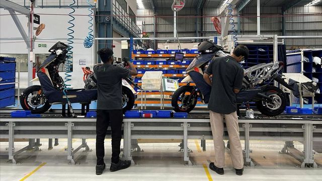India’s Manufacturing Sector Growth Hits 10-Month High In April