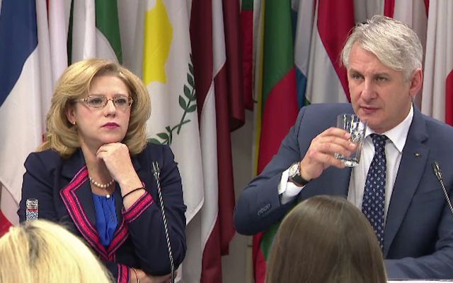 Raportul de țară al Comisiei Europene, motiv de ceartă între Teodorovici și Corina Crețu