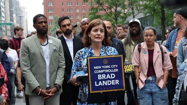 Detenido por agentes de inmigración el interventor de Nueva York y candidato demócrata a alcalde