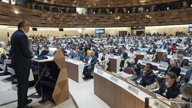 Oms adotta primo accordo pandemico del mondo