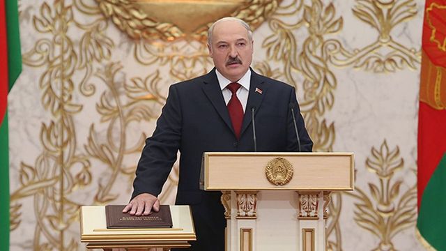 Lukașenko a anunțat în ce caz renunță la postul de președinte