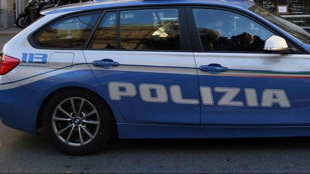Blitz della polizia contro la mafia foggiana, decine di arresti in tutta Italia