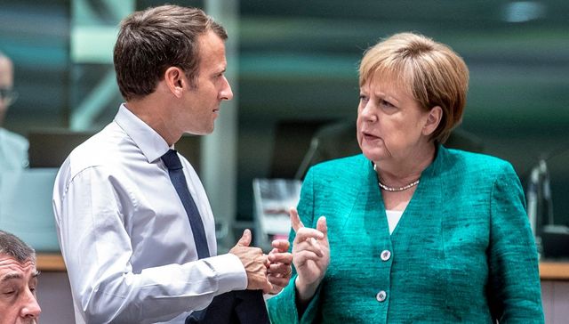 Angela Merkel și Emmanuel Macron vorbesc despre reforma urgentă a Schengen