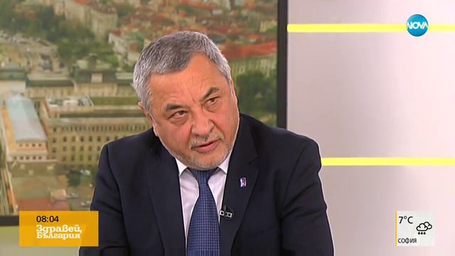 Валери Симеонов: На месец ме удовлетворяват около 1000 лева заплата