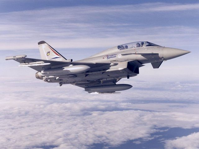 Spania trimite șase avioane de luptă pentru a proteja spațiul aerian al României