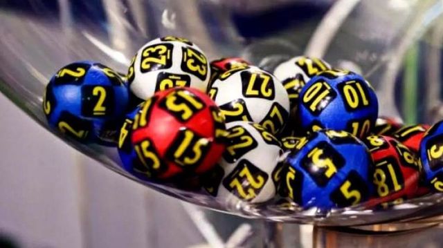 Extrageri Loto duminică, 6 iulie. Report de peste 2,18 milioane de euro la Loto 6/49