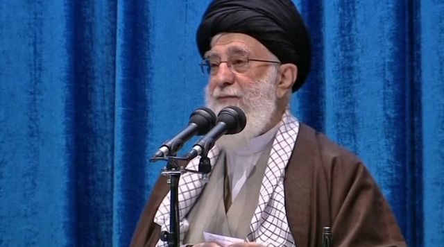 Khamenei, dialogo sul nucleare è inganno