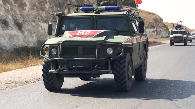 Трое российских военных пострадали после взрыва в Сирии