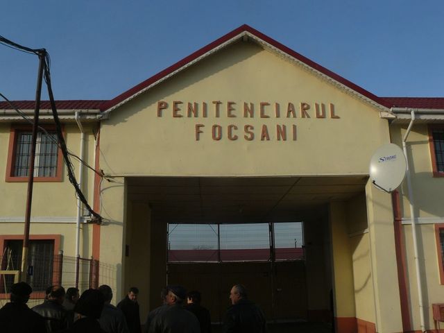 Un criminal periculos a evadat din Penitenciarul Focșani