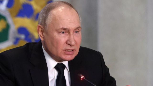 Nyugtatott Putyin egy orosz–NATO háború kapcsán, aztán mégis előállt egy komoly fenyegetéssel