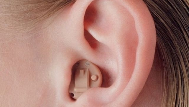 1500 de persoane cu deficiențe de auz din Chișinău vor beneficia de proteze auditive