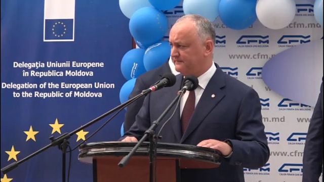 Игорь Додон: Железная дорога Молдовы останется в собственности государства