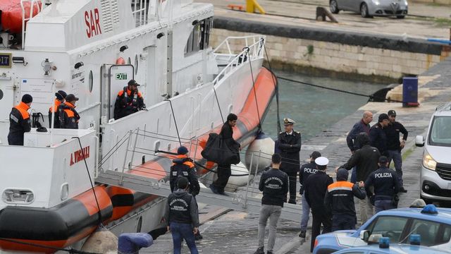 Via libera della Camera alla fiducia sul decreto Albania
