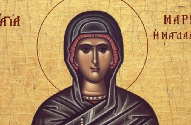 Creștinii ortodocși îi cinstesc, astăzi, pe stil vechi, pe Sfânta Maria Magdalena și pe Mucenicul Foca
