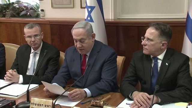 Benjamin Netanyahu spune că Israelul este o putere nucleară, după care se corectează și zâmbește