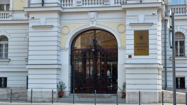 Májusban 10 százalékkal kevesebb gyermek született, mint 2024 májusában