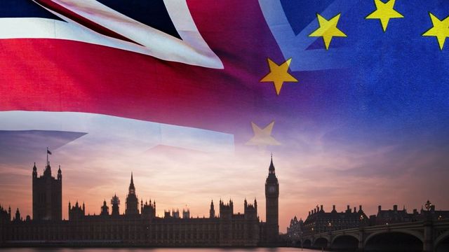 Patru opțiuni alternative pentru Brexit, propuse de May, au fost respinse de Parlamentul britanic