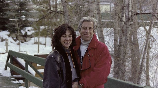 El príncipe Andrés recibió a Epstein, Maxwell y Weinstein en Royal Lodge