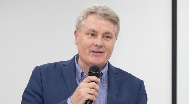 Directorul unui post TV afiliat lui Dodon, propus la șefia companiei de televiziune MIR-Moldova