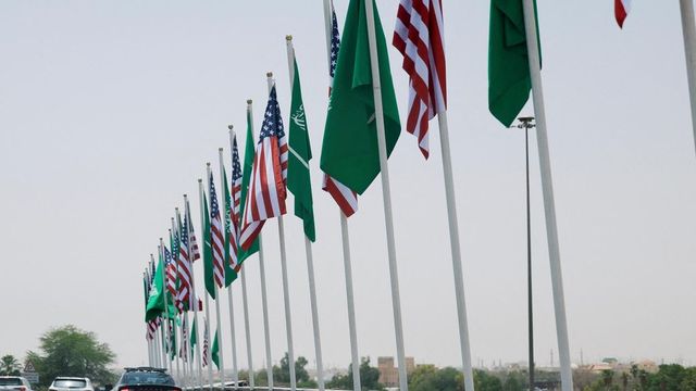 Trump è arrivato a Riad in Arabia Saudita