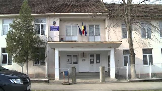 Amenințare cu bombă la un liceu din Bocșa, județul Caraș-Severin