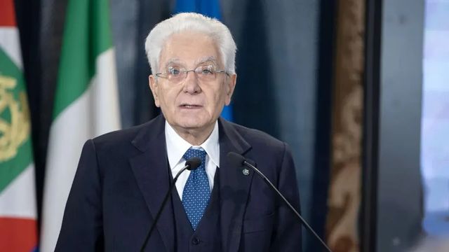 Mattarella sui rifugiati, fare di più, è un dovere morale
