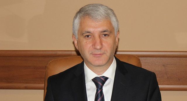Константин Ботнарь сдал мандат депутата
