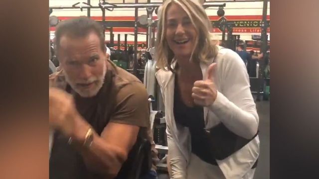Nadia Comăneci și Arnold Schwarzenegger, la aniversarea a 43 de ani de la primul 10 din gimnastică