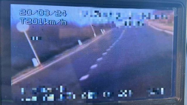 Șofer, prins circulând cu peste 200 km/h pe drumurile Clujului
