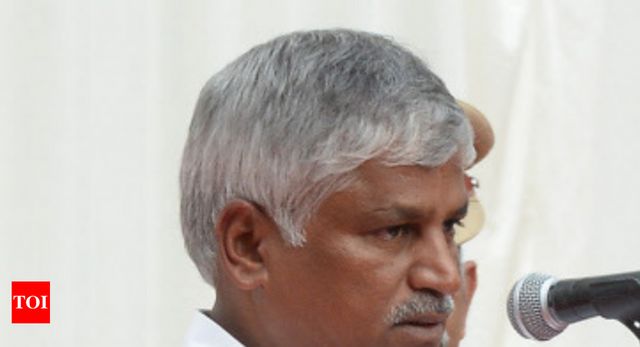 I-T officials carry out raids on Karnataka minister Puttaraju's residence