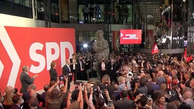 Социал-демократы победили на выборах в бундестаг