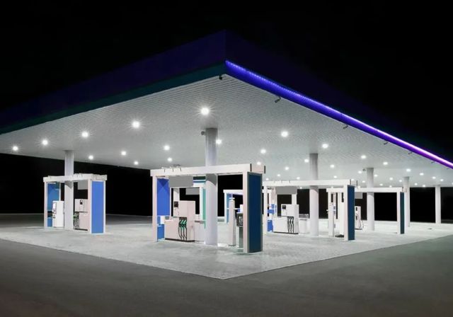 Las estaciones de servicio 'low-cost' podrían suponer el 71% de España