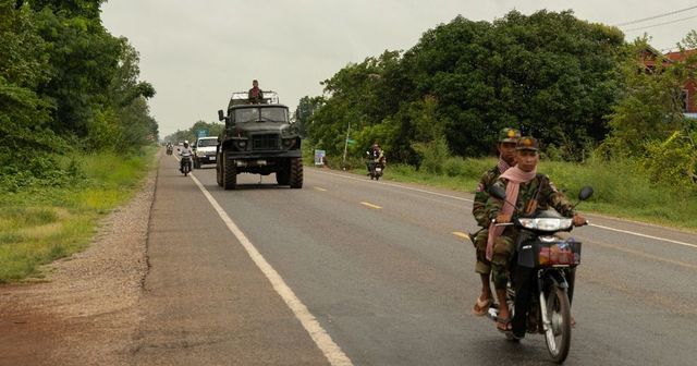 Thailandia-Cambogia, colloqui di pace domani in Malesia