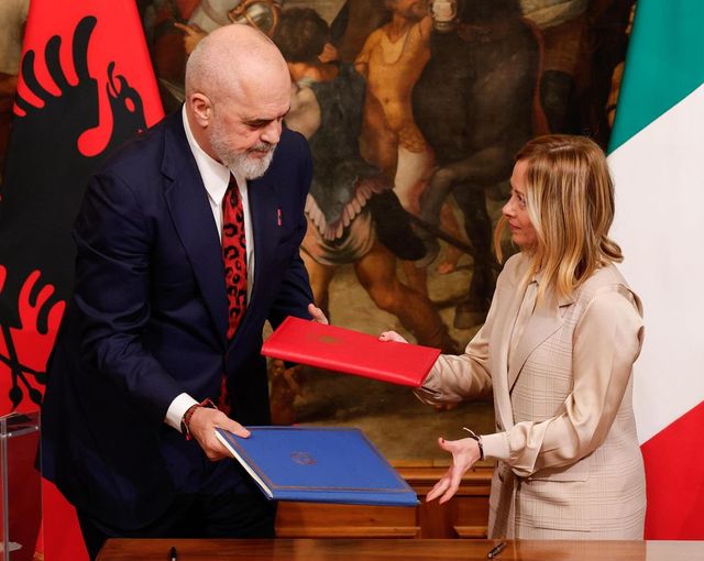 Albania, Alta Corte sospende ratifica accordo migranti con Italia - LaPresse