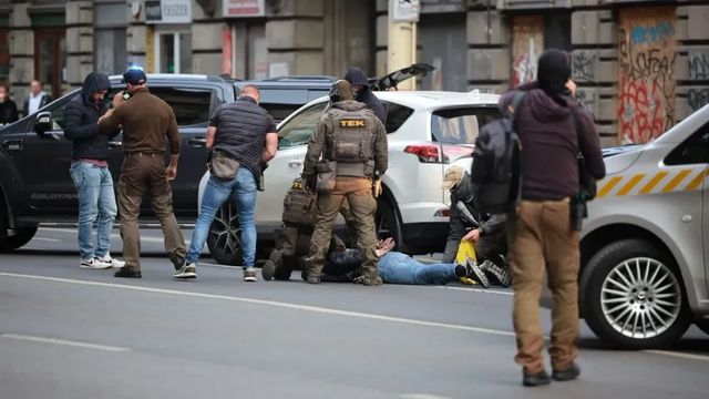 Letartóztatták a kémkedéssel gyanúsított Holló Istvánt