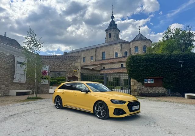 AUDI RS4 Avant Edition 25 Años: Un bisturí sobre ruedas para descubrir el tesoro de Santa María del Paular