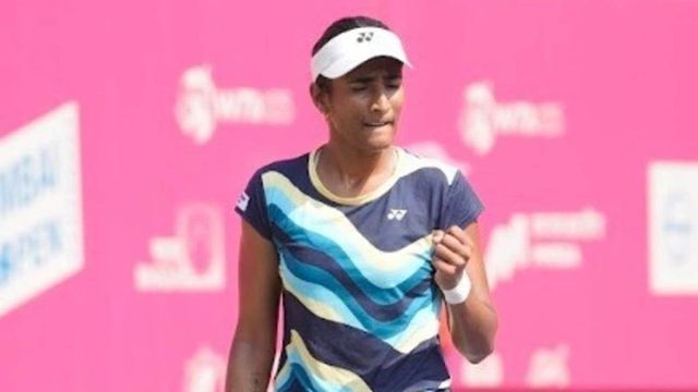 Sharapova's Pretty Dresses Inspired India's Shrivalli To Play Tennis
